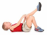 Почему у ребенка болят ноги? Боли роста